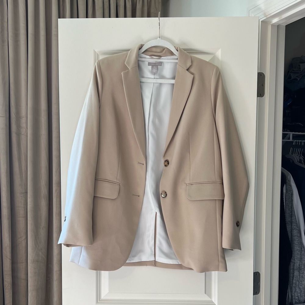 NWOT H&M Blazer